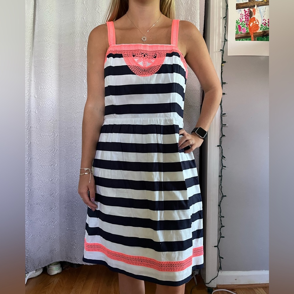 Vineyard Vines dress